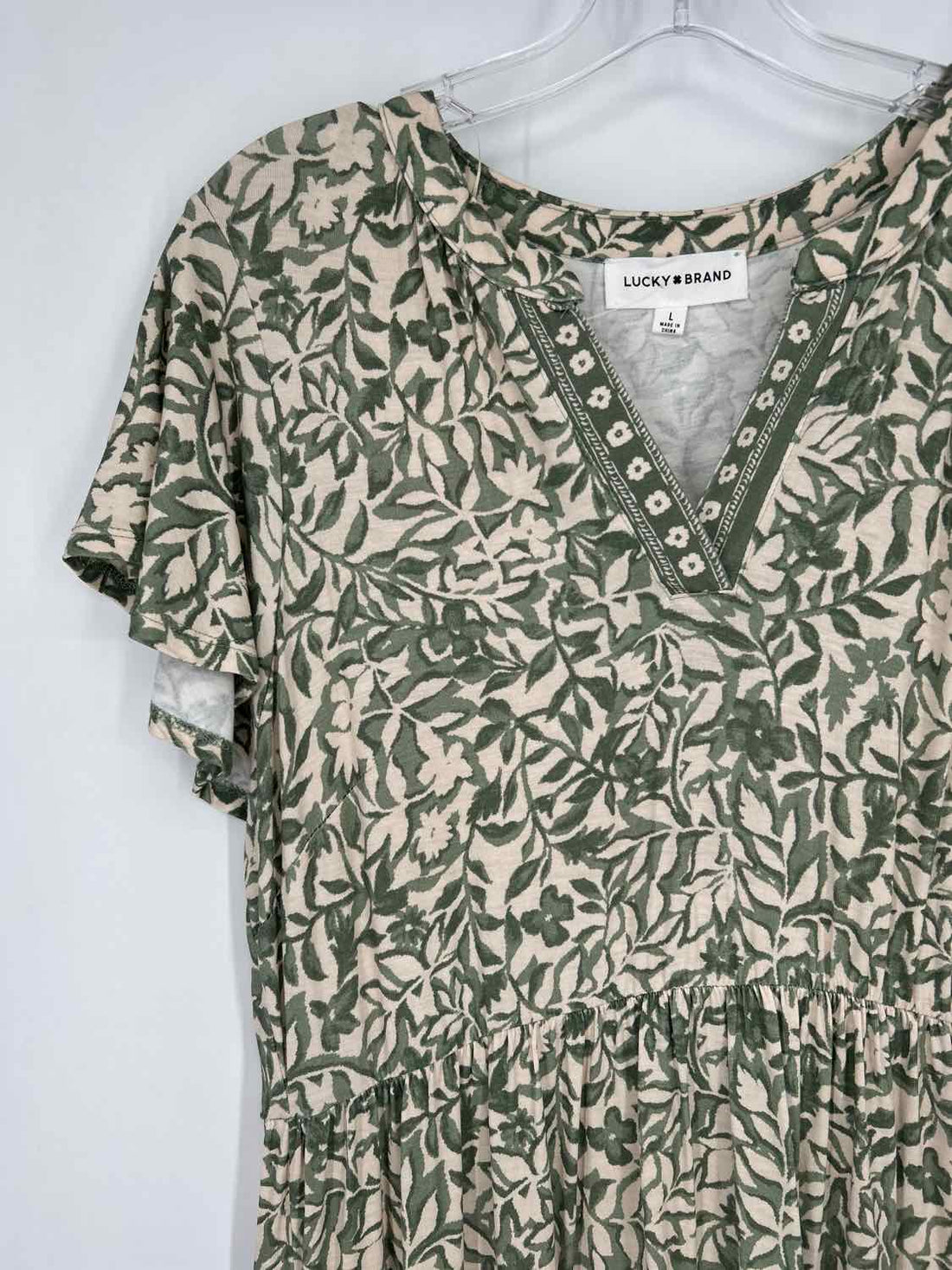 Lucky Brand Size L Beige & green print Short Sleeve Dress