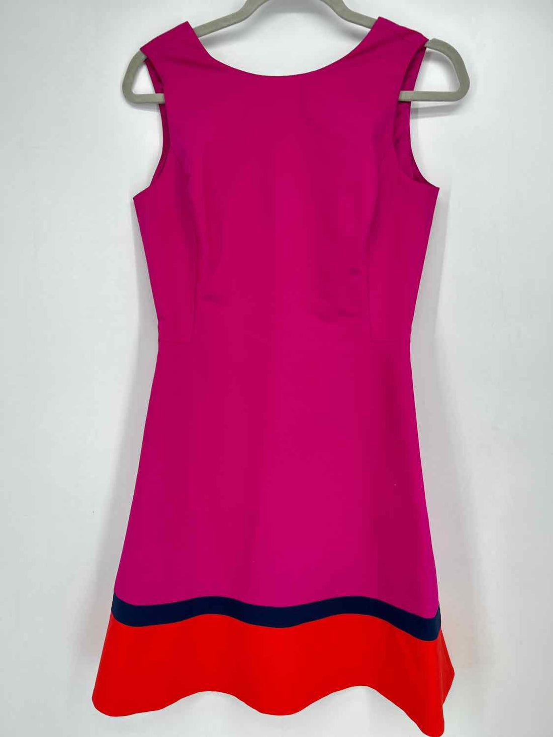 Belle Badgley Mischka Size 4 Fuschia Sleeveless Dress