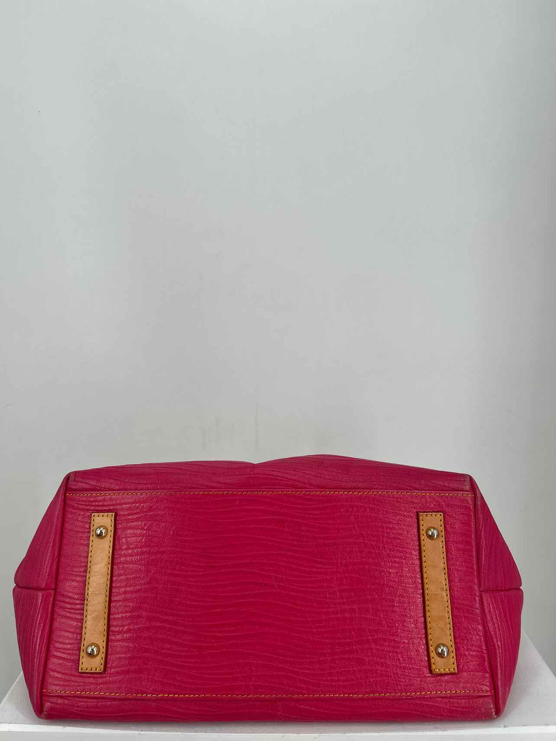 Dooney & Bourke Fuchsia Leather Pre Owned Tote