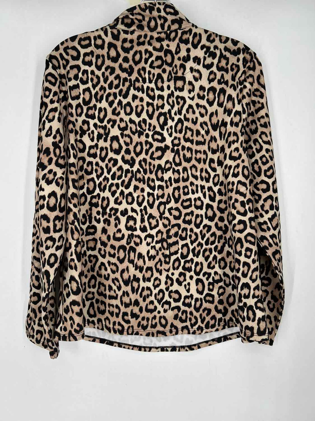 Chicos Size 2(L) Leopard Long Sleeve