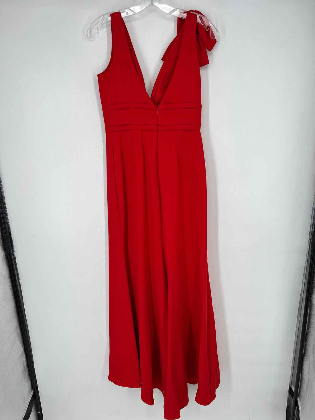 Mac Duggal 6 Red Sleeveless Holiday