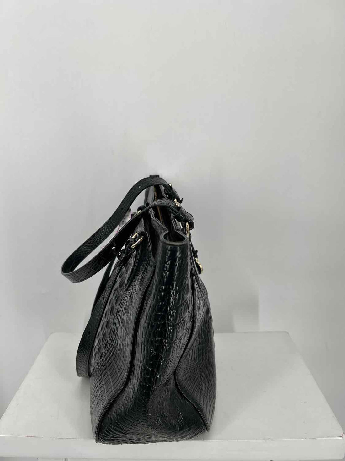 Brahmin Black Genuine Leather Pre Owned Tote