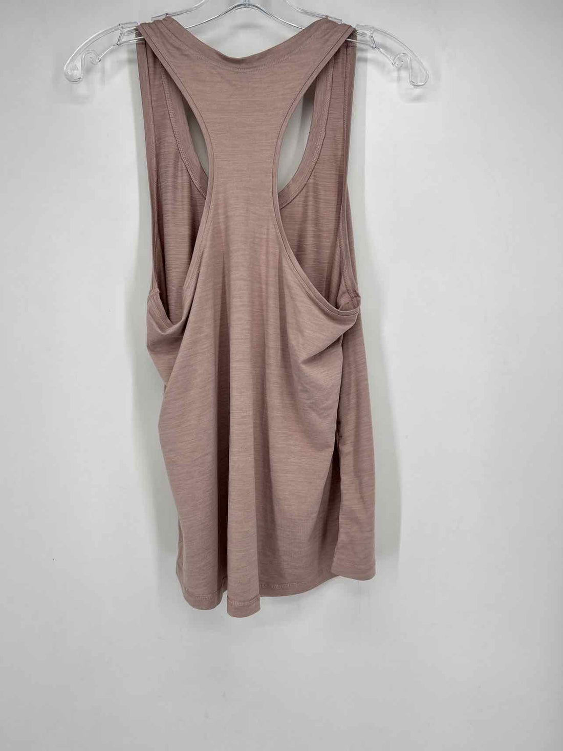 Vuori Size XL Dusty Rose Active Tops