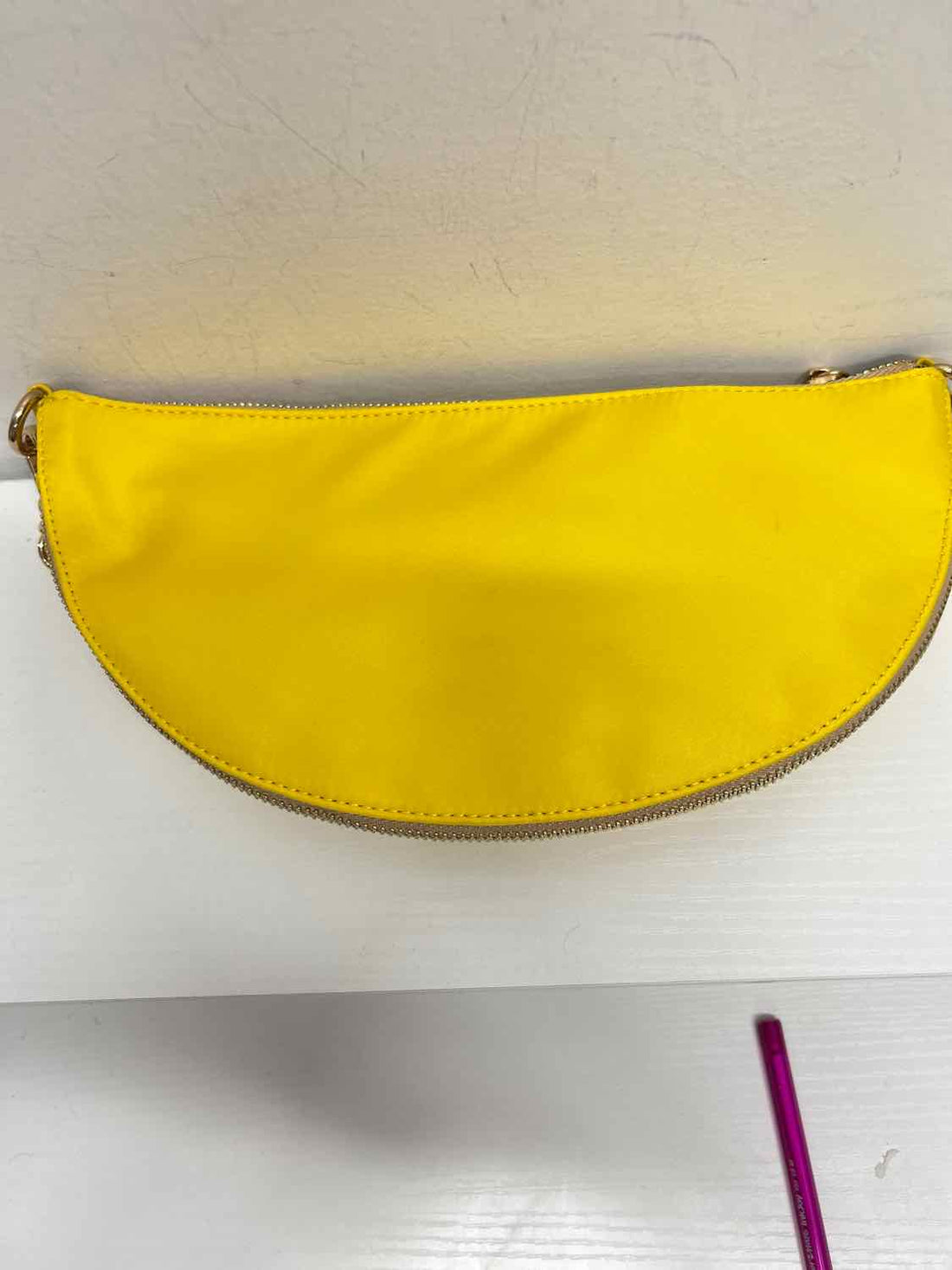 Chicos Yellow Polyester Like New Crossbody