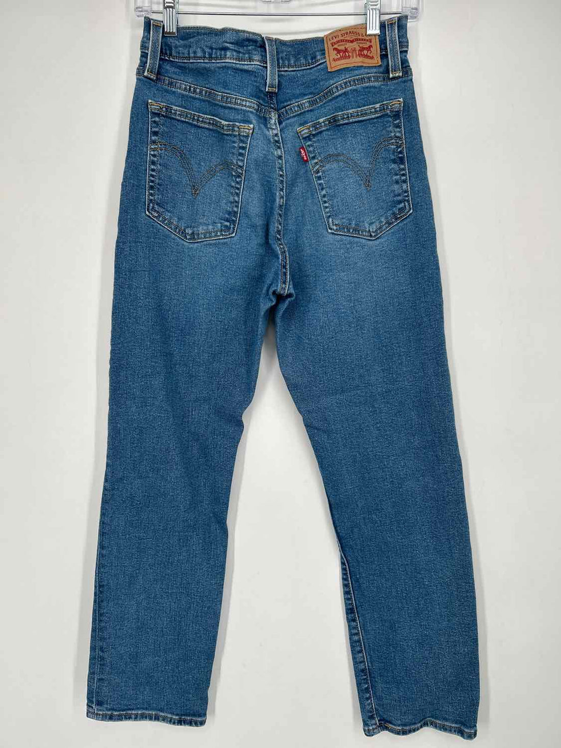 Levis Size 29(8) Denim Jeans a