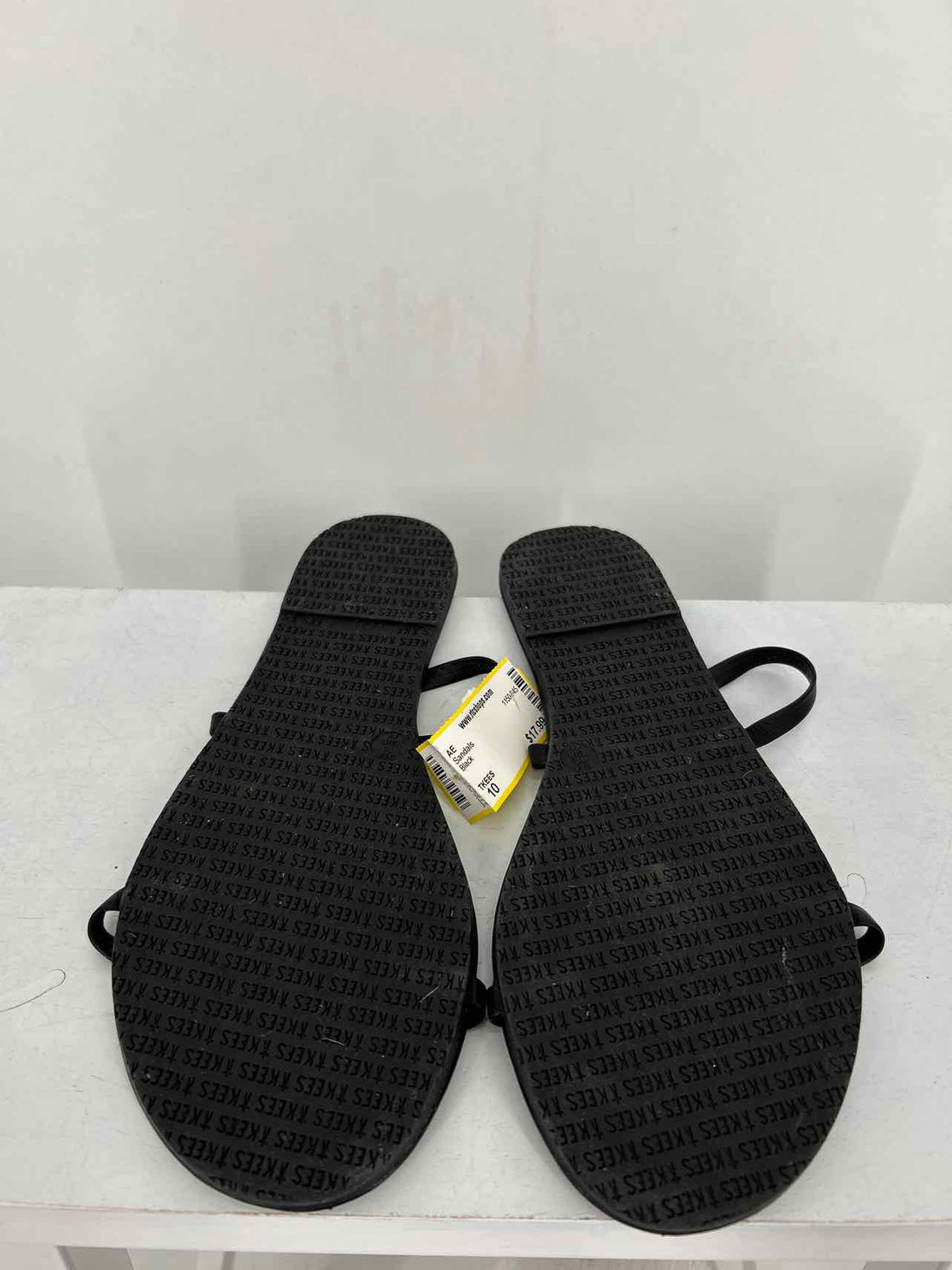 TKEES Women Size 10 Black Sandals