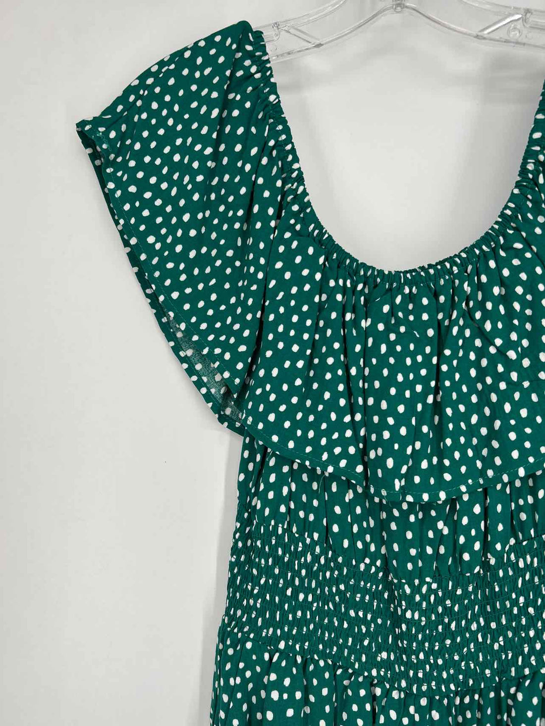 Amisu Size 8 Dark Green & White Polkadot Rompers