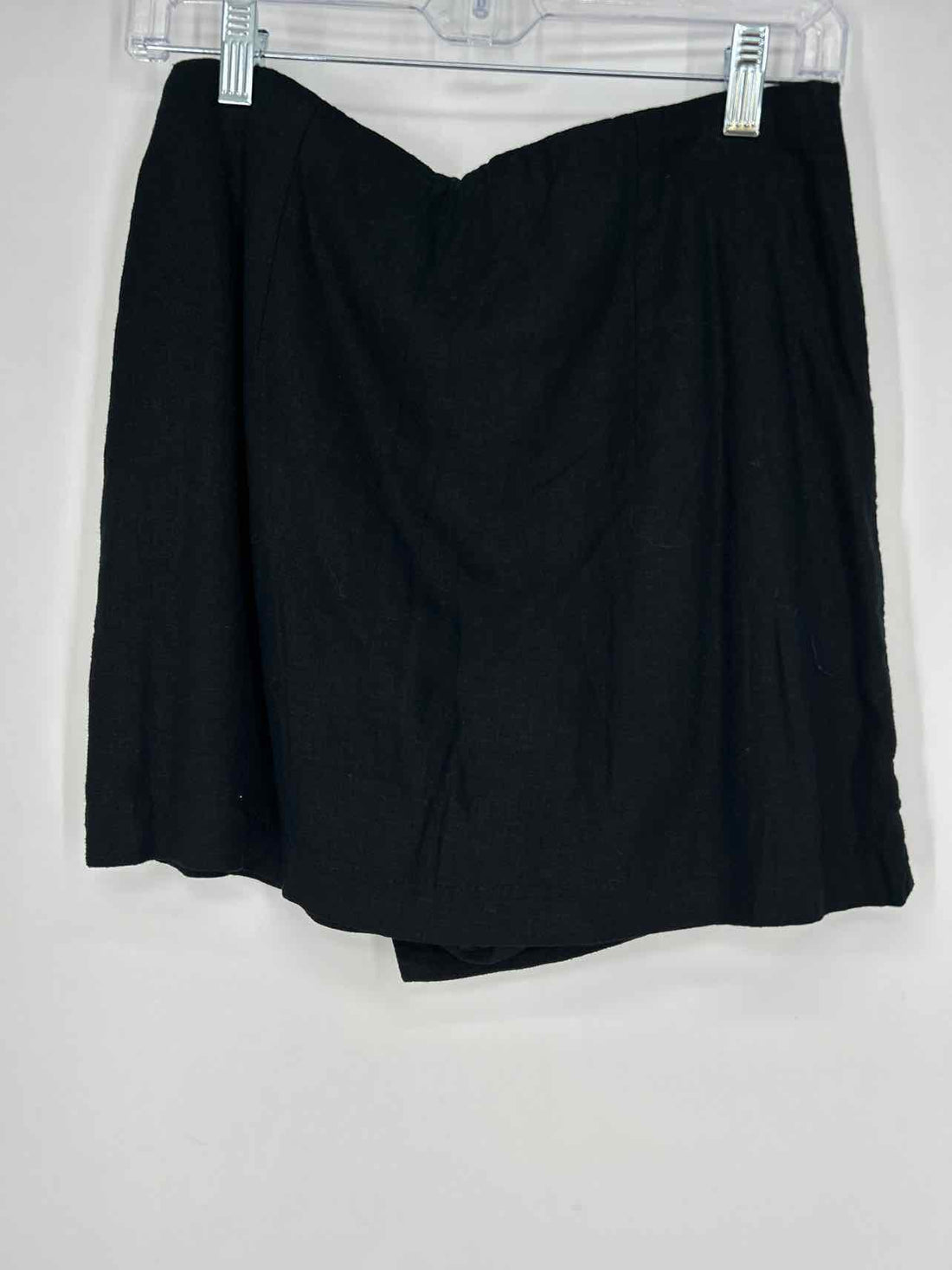 Abercrombie & Fitch Size M Black Skort