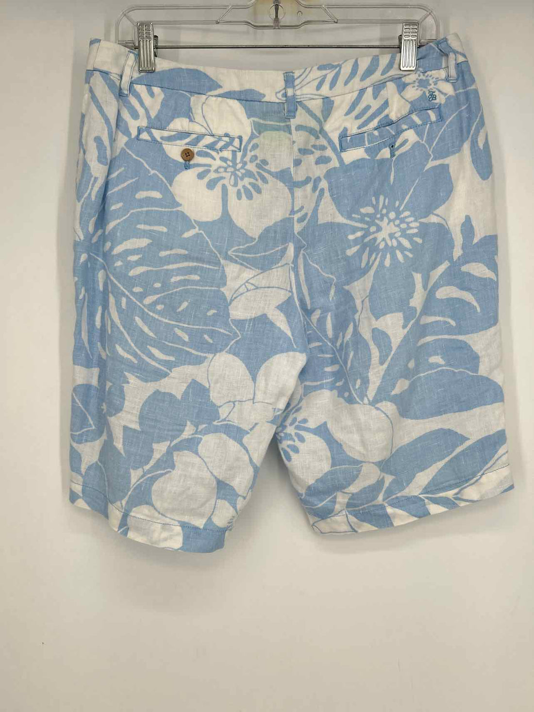 Tommy Bahama Size 6 White & Light Blue Linen Shorts