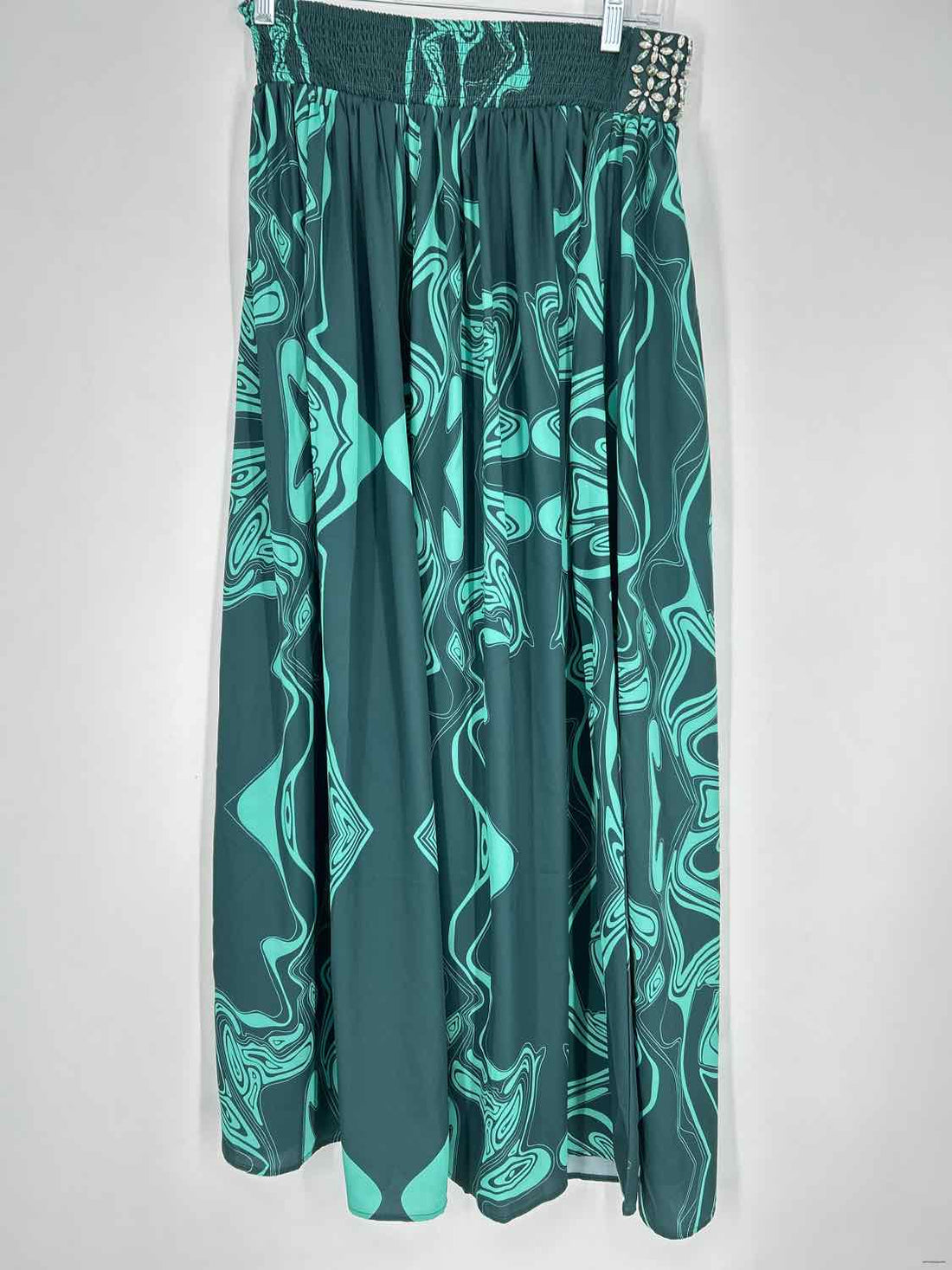 Sheridan French Size M Green Print Skirts