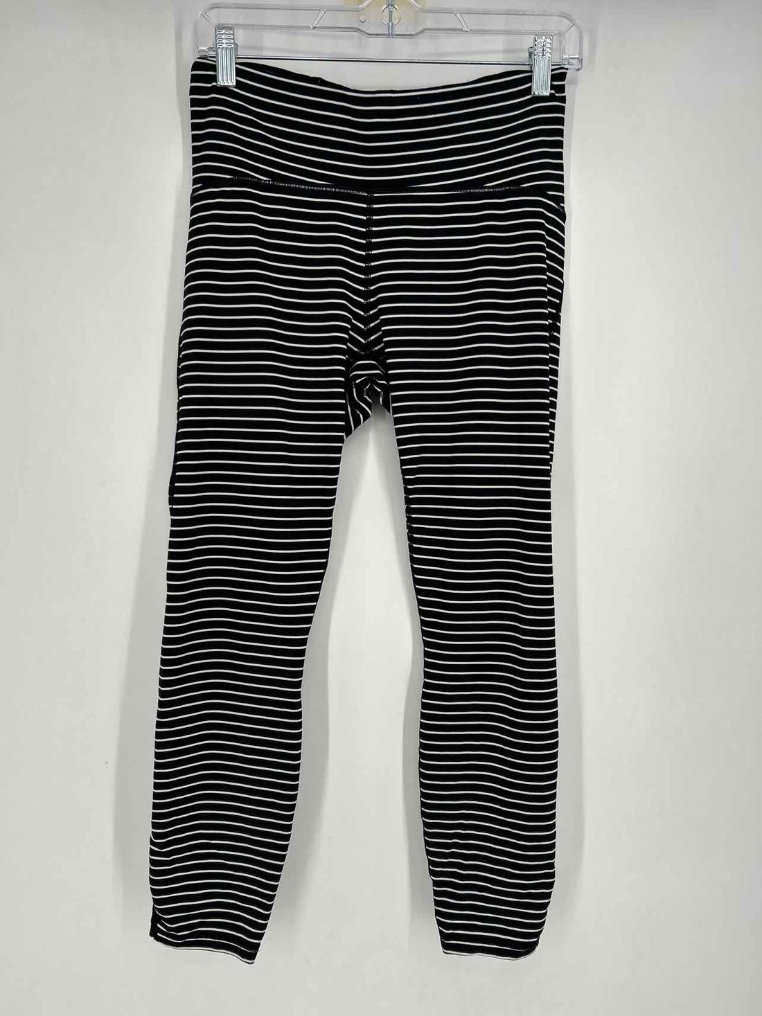 Lululemon Size 10 Black & White Striped Active Leggings
