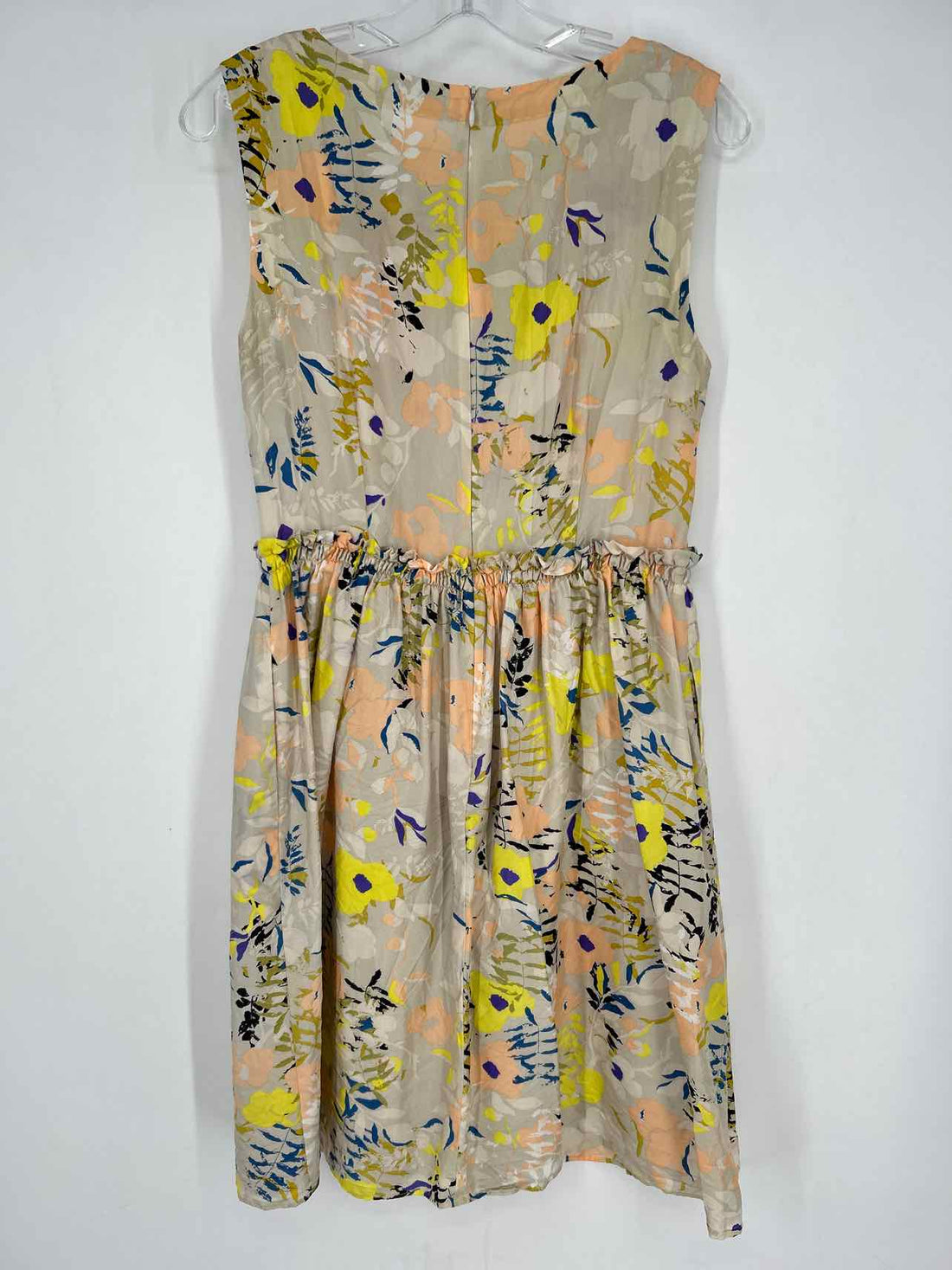 Strenesse Blue Size 6 Pale Gray Print Silk Sleeveless Dress