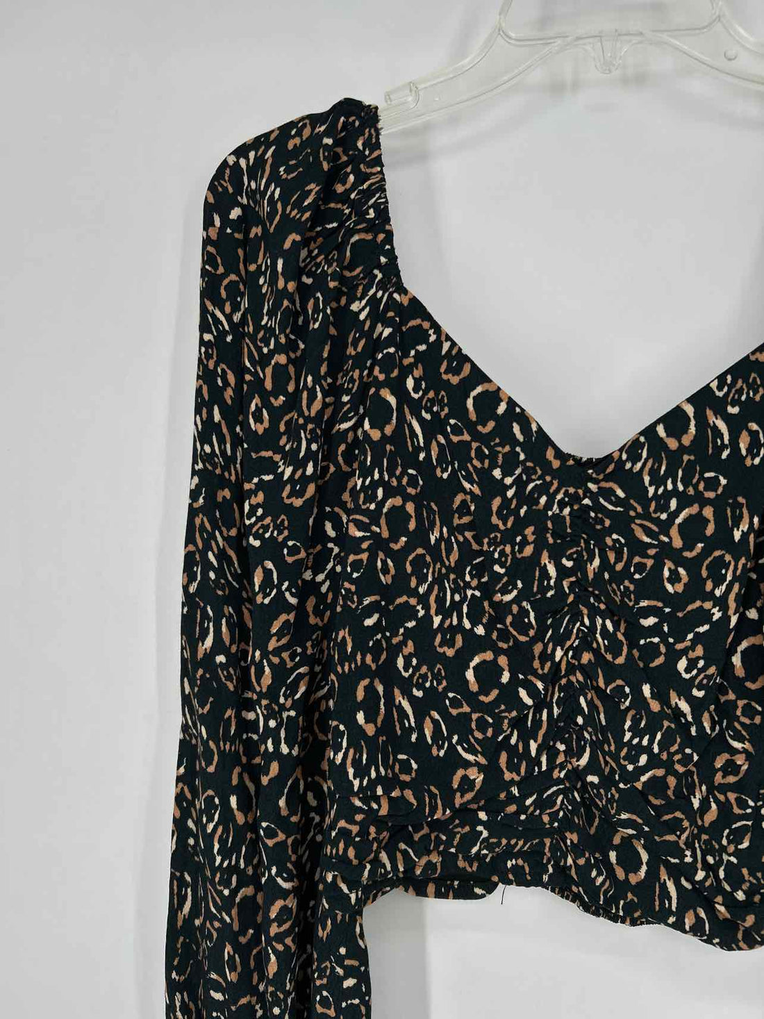 Sadie & Sage Size S Black Leopard Long Sleeve