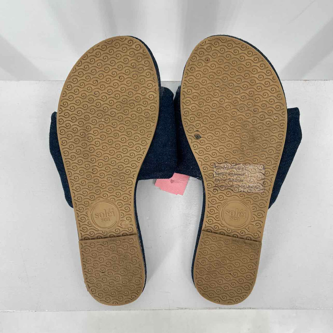 Solei Sea Women Size 7 Denim Slides