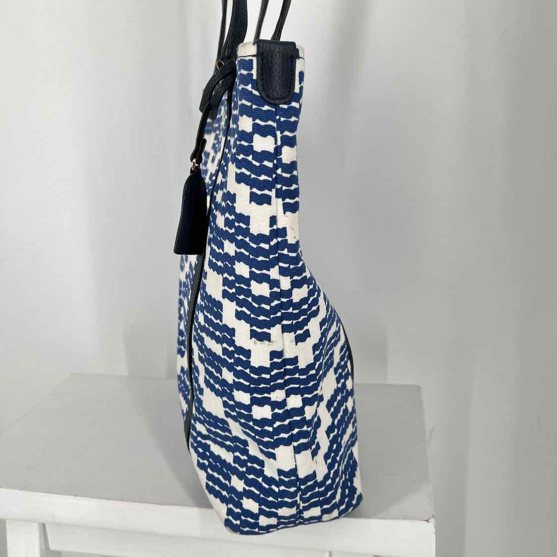 Kate Spade Blue & White Canvas Pre Owned Tote