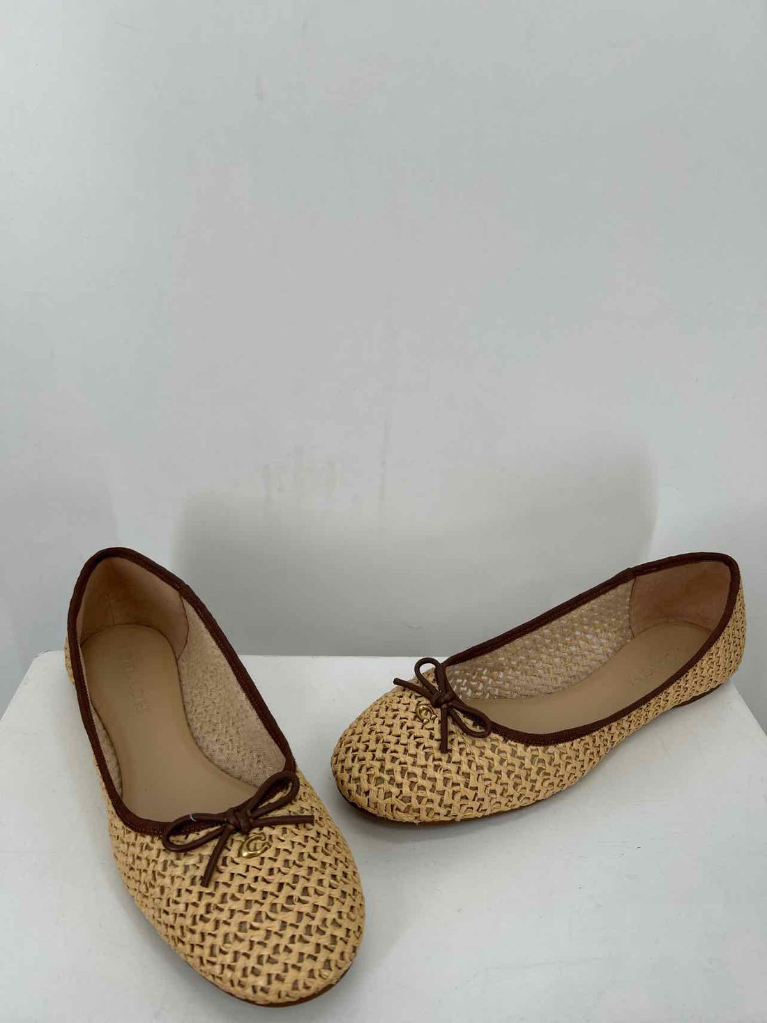 Coach Women Size 9 Raffia Flats