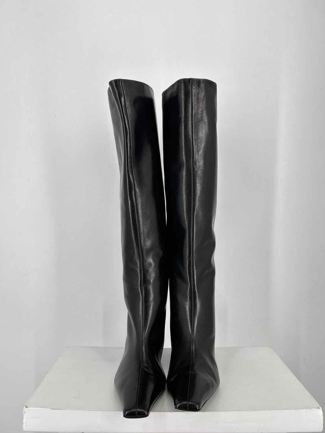 KHAITE Size 39 Genuine Leather Black New LUXURY