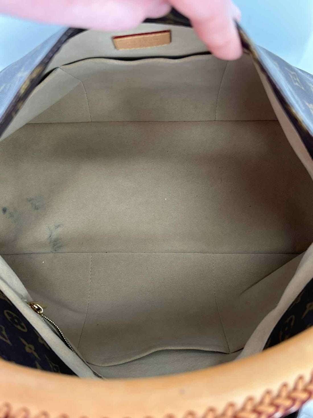 Louis Vuitton Brown Monogram Coated Canvas Excellent Condition LUXURY