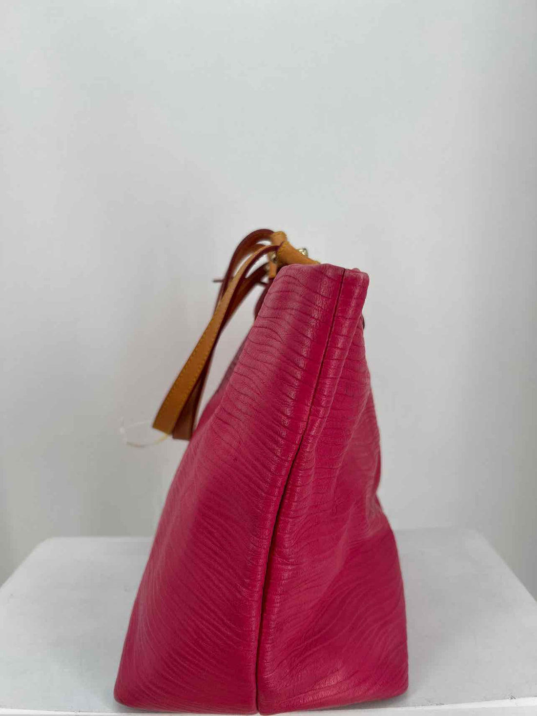 Dooney & Bourke Fuchsia Leather Pre Owned Tote