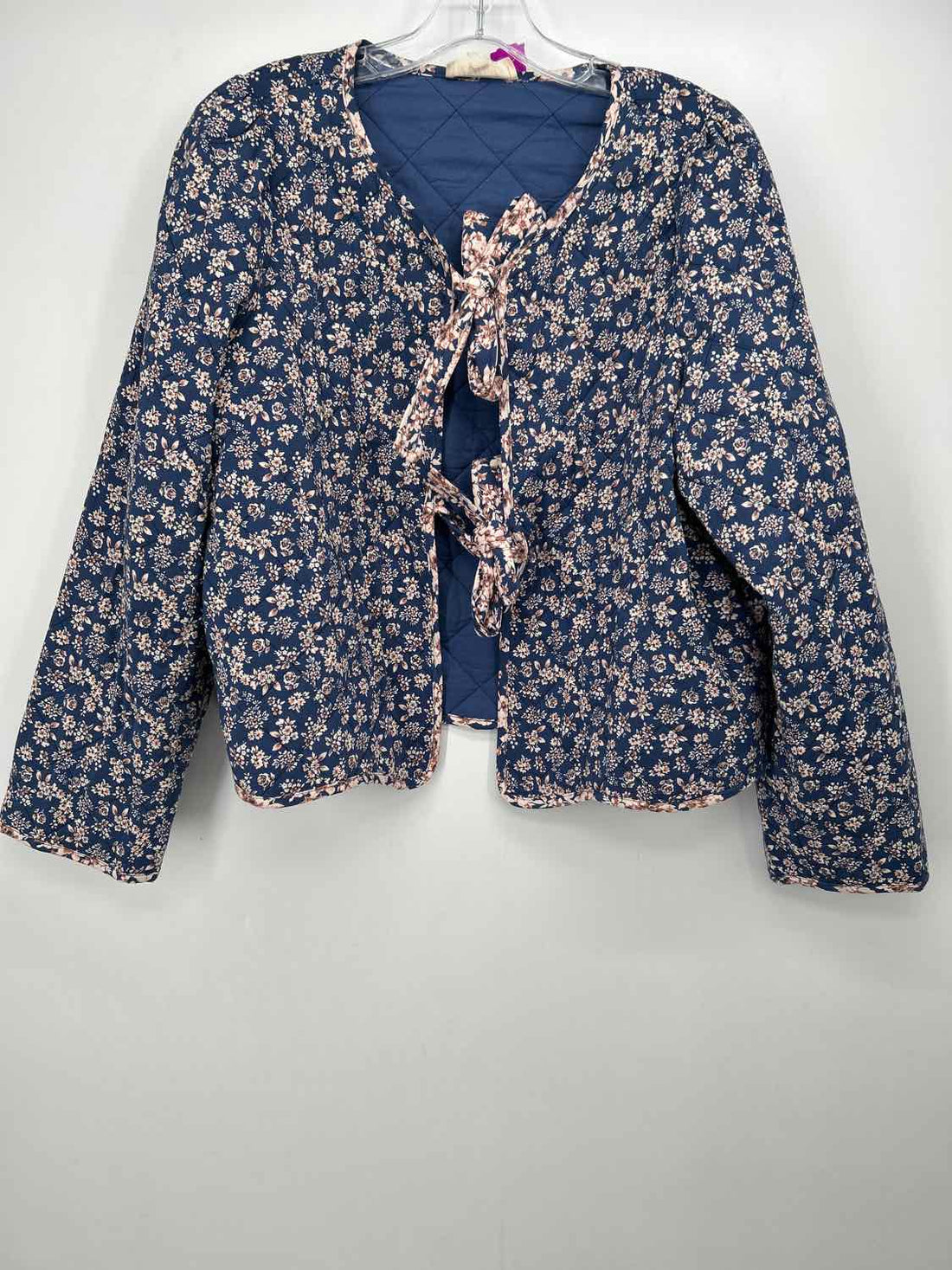 Listicle Size L Blue Floral Quilted Jacket