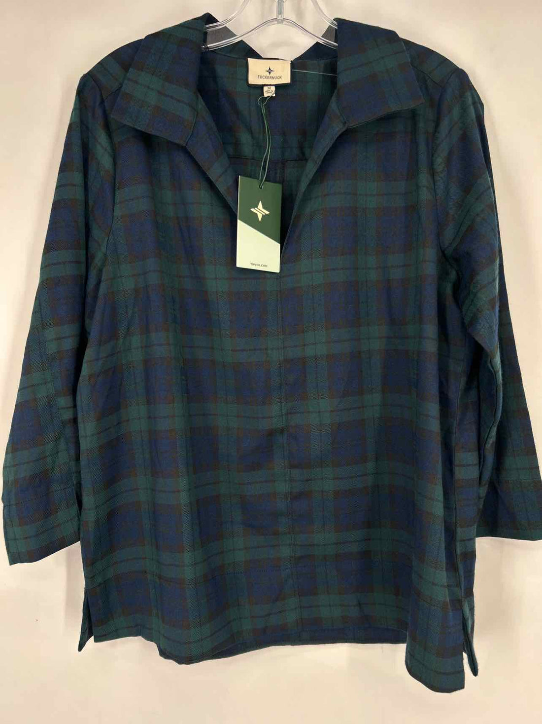 Tuckernuck Size M Navy & Green Plaid NWT Long Sleeve