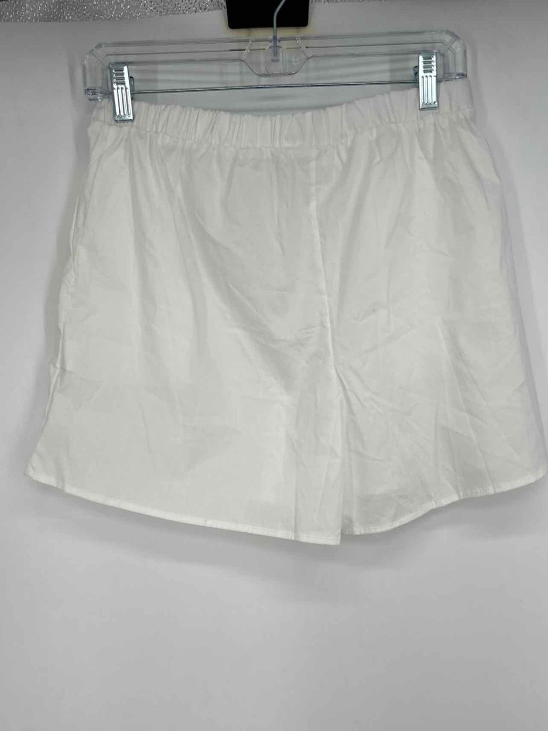 Miele Size L White NWT Multi-Piece Set
