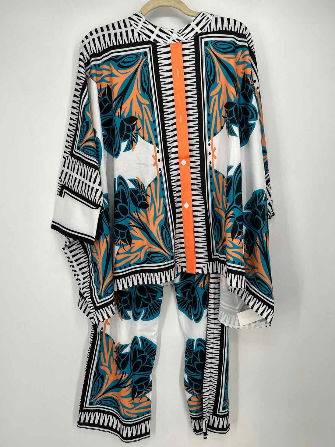 Souk + Sepia Size M White teal & orange print Multi-Piece Set