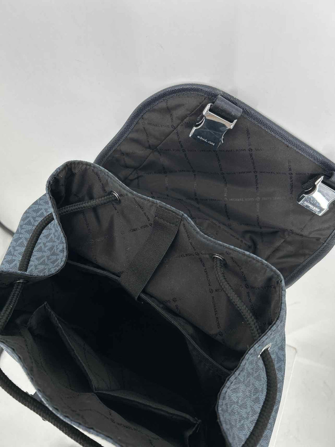Michael Kors Navy Signature Pebbled Leather Excellent Condition Backpack