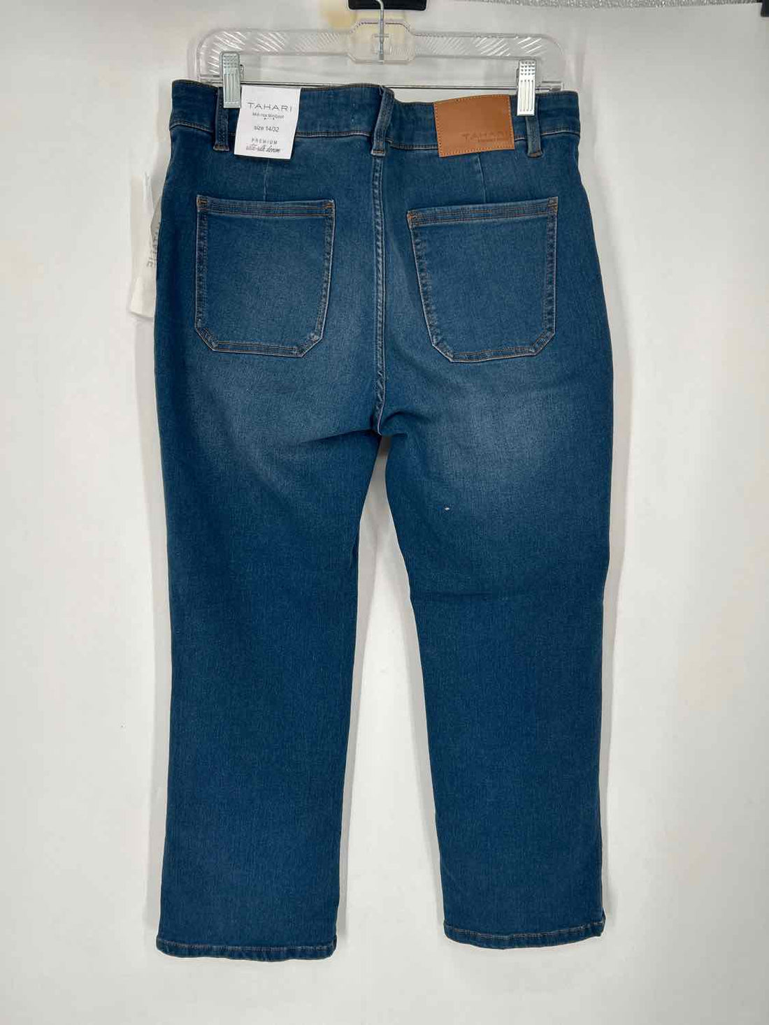 Tahari Size 14 Denim NWT Jeans