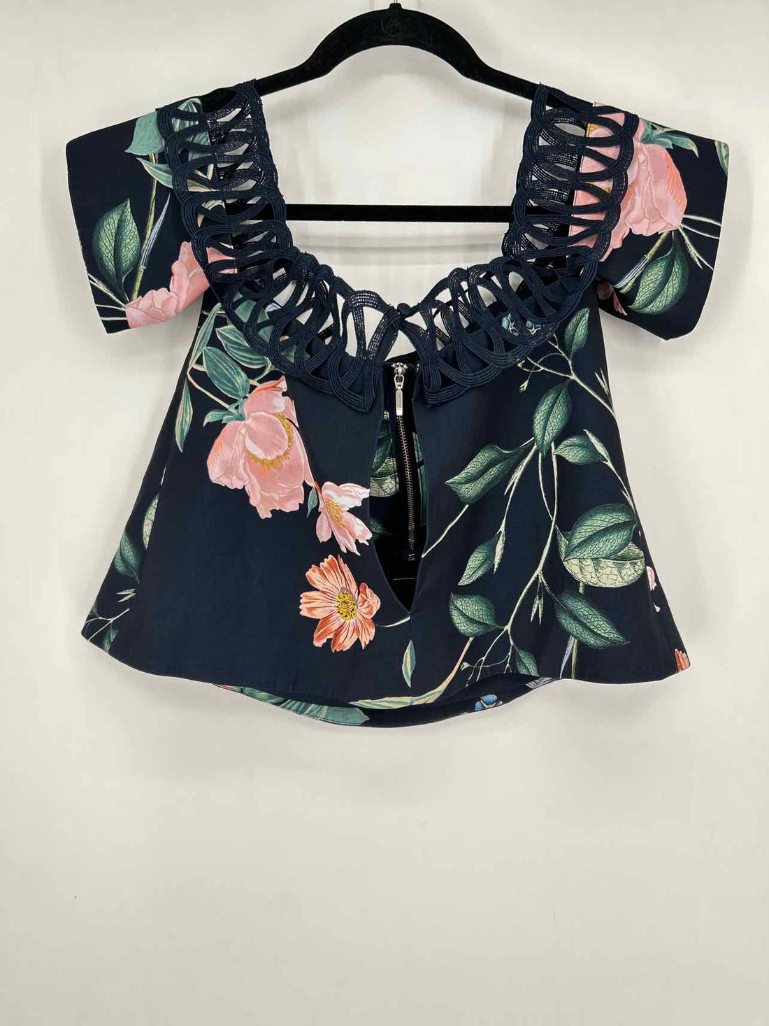Keepsake Size XS Navy Floral Short Sleeve