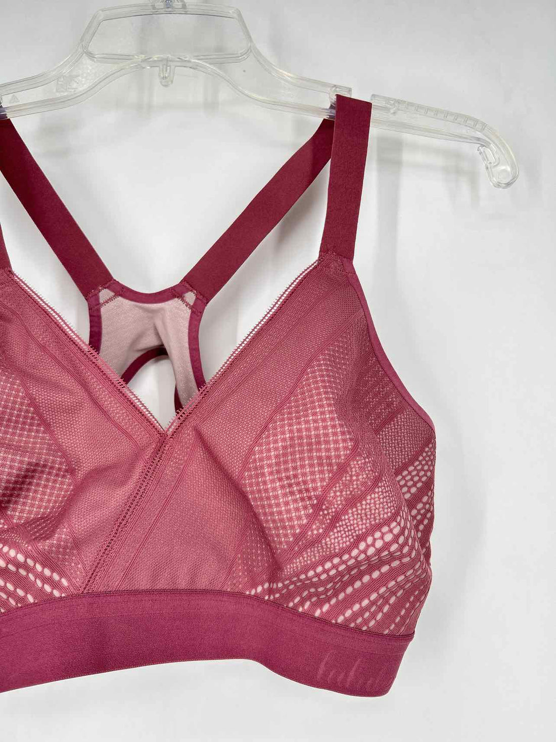 Lululemon Size 36DD Rose Active Sports Bras