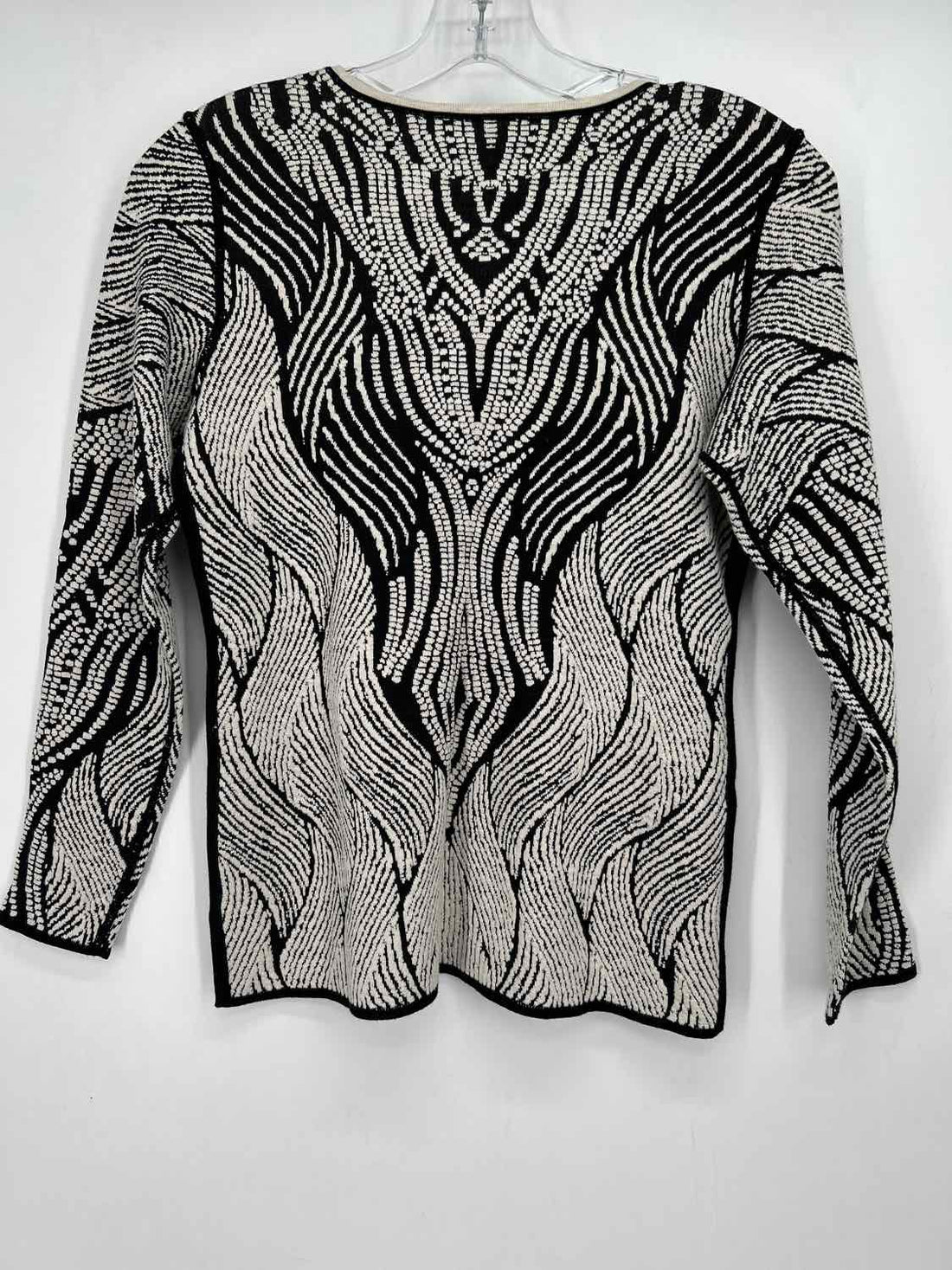 Nic+Zoe Size PP Beige & Black Print Sweater