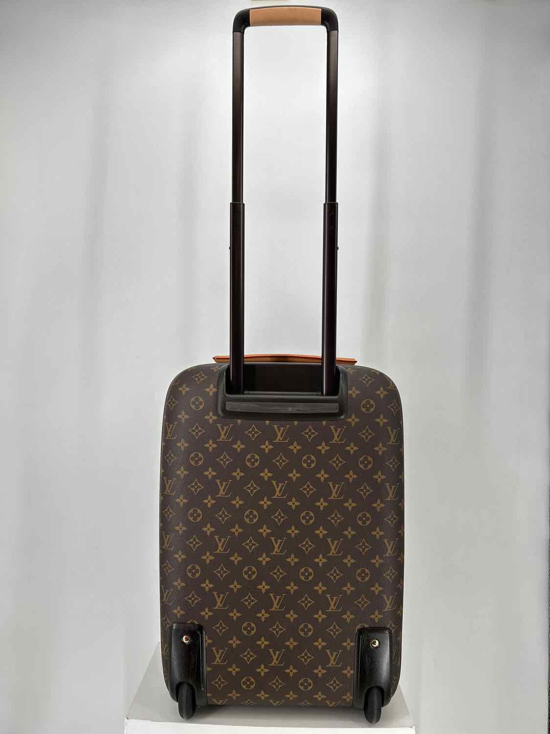 Louis Vuitton Size Pegase 55 Coated Canvas & Leather Monogram Monogram LUXURY