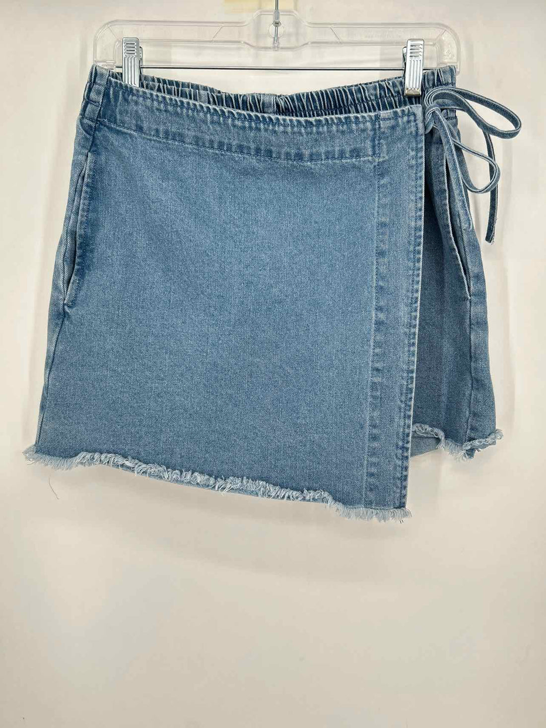 Entro Size M Denim Skort
