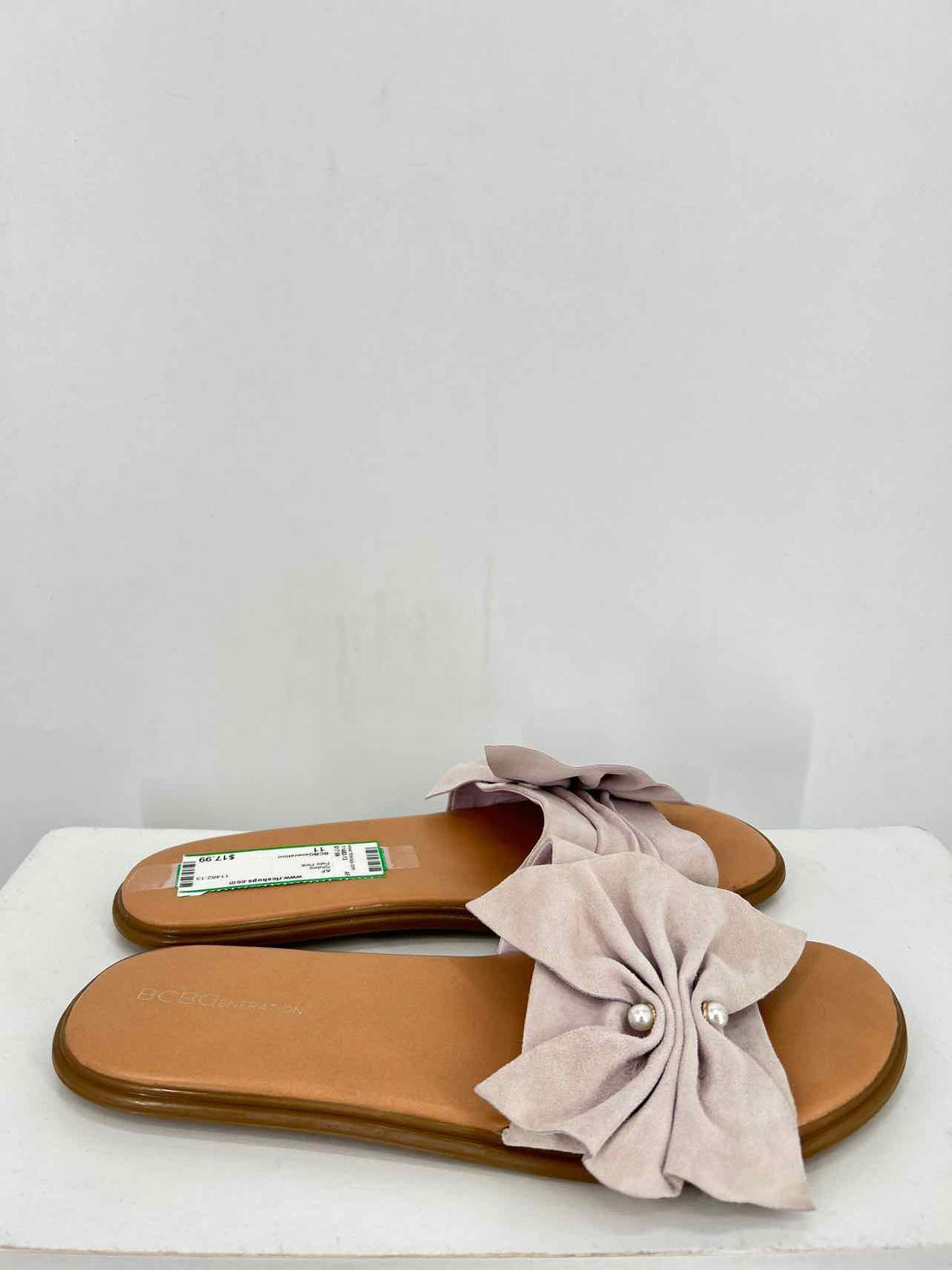 BCBGeneration Women Size 11 Pale Pink Slides