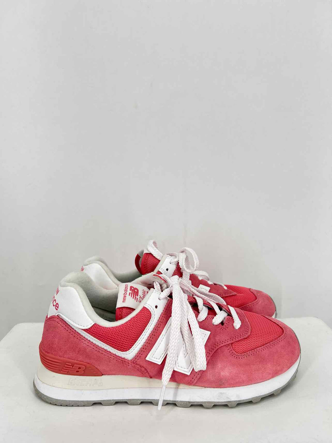 New Balance Women Size 8.5 Pink & White Sneakers