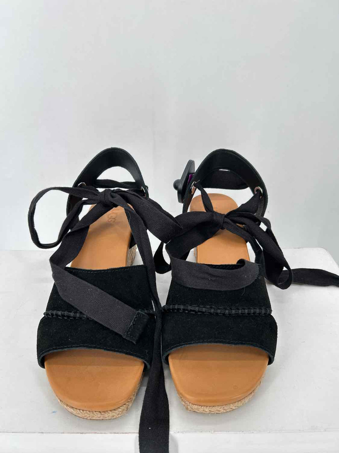 Ugg Women Size 9 Black Wedges