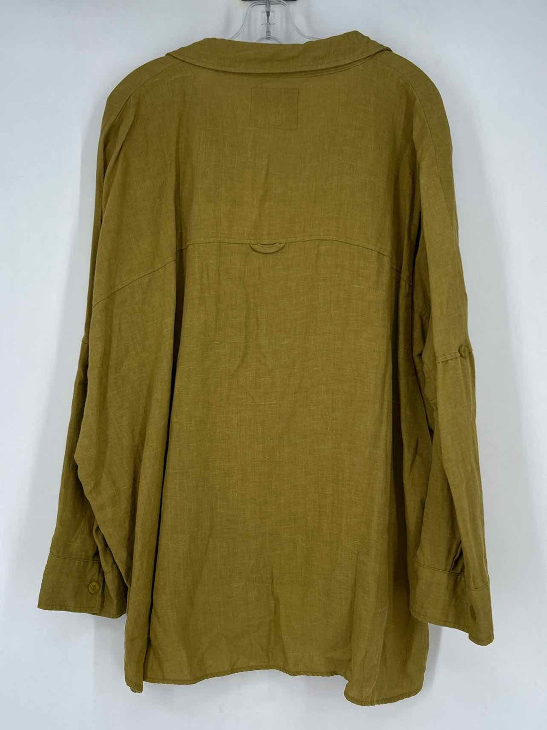 A. Ren Size L Green Long Sleeve