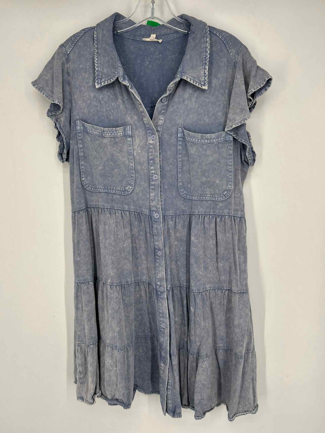 Jodifl Size M Chambray Short Sleeve Dress