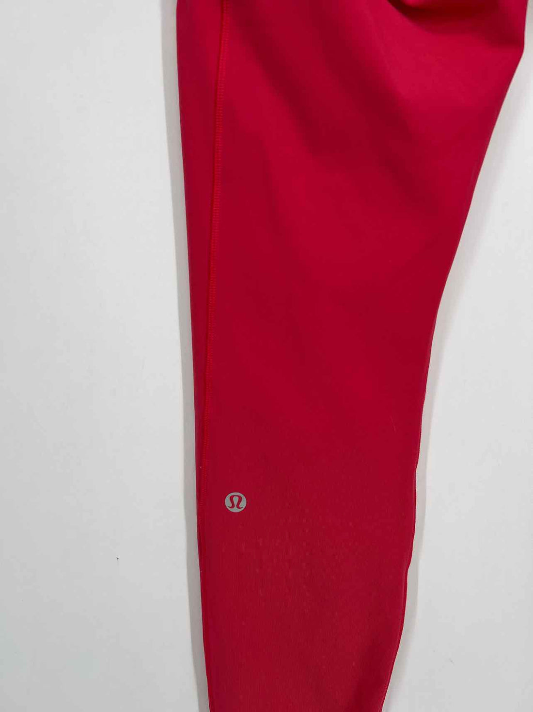 Lululemon Size 8 Dark Pink Active Leggings