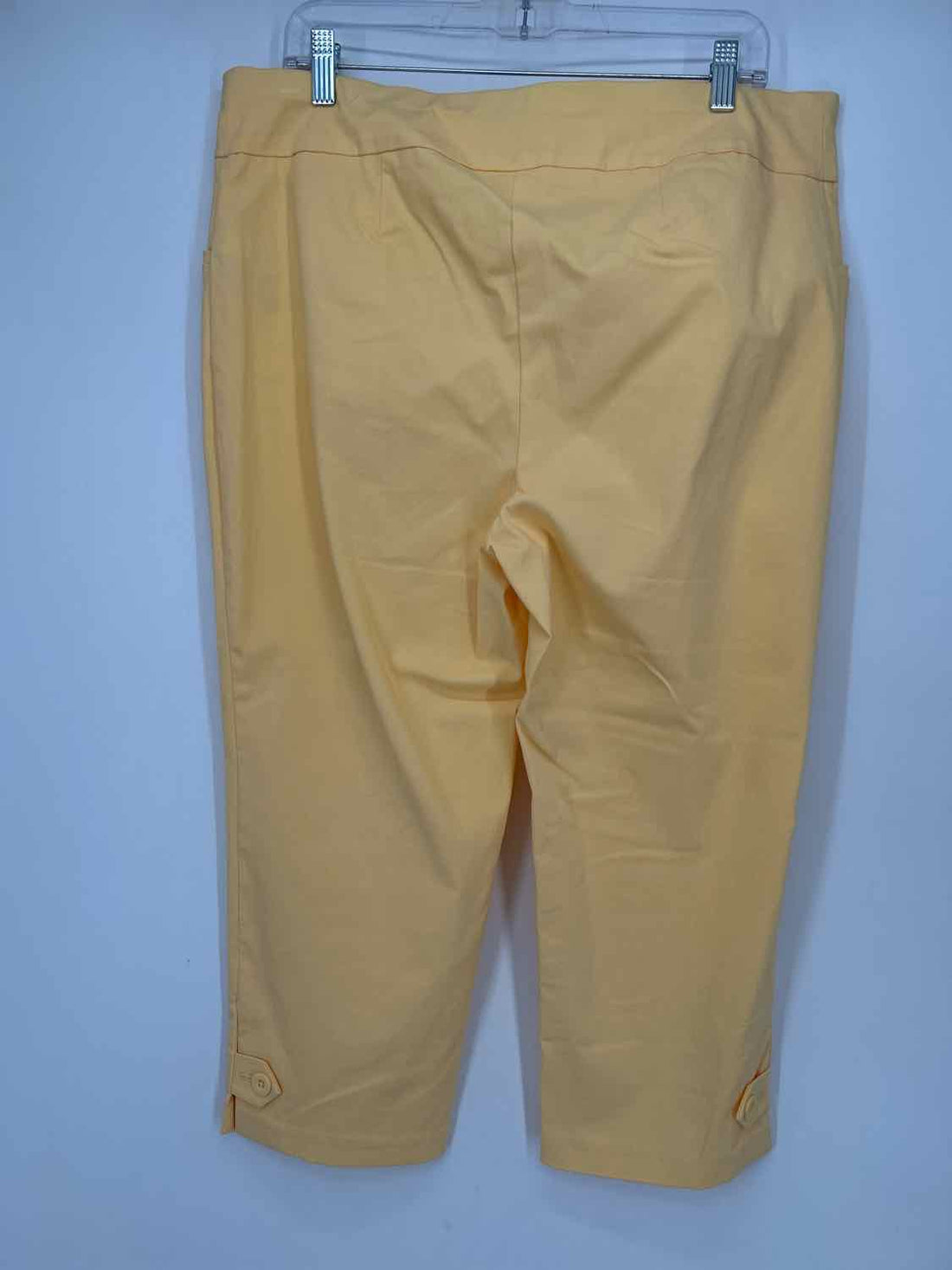Chicos Size 2.5/L Yellow Pants