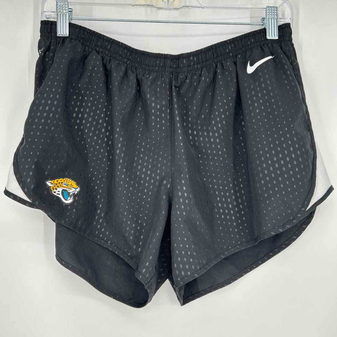 Nike Size L Black Active Shorts