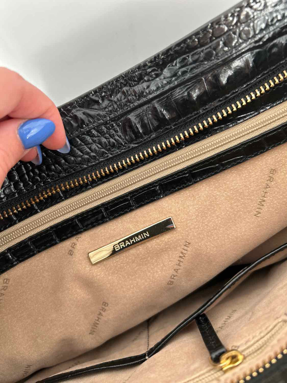 Brahmin Black Genuine Leather Pre Owned Tote