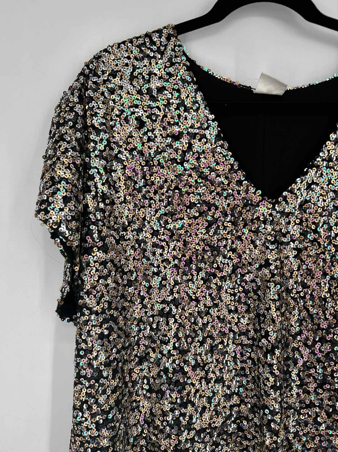 By Together Size M Black Sequined Short Sleeve Dress