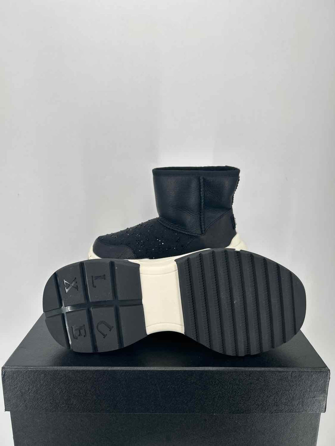 Australia Luxe Collective Women Size 8 Black New In Box X Cosy Sneaker Boot