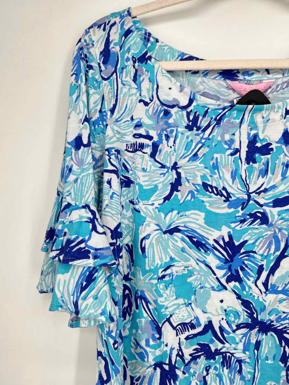 Lilly Pulitzer XL Blue & White Short Sleeve Lilly Pulitzer Top