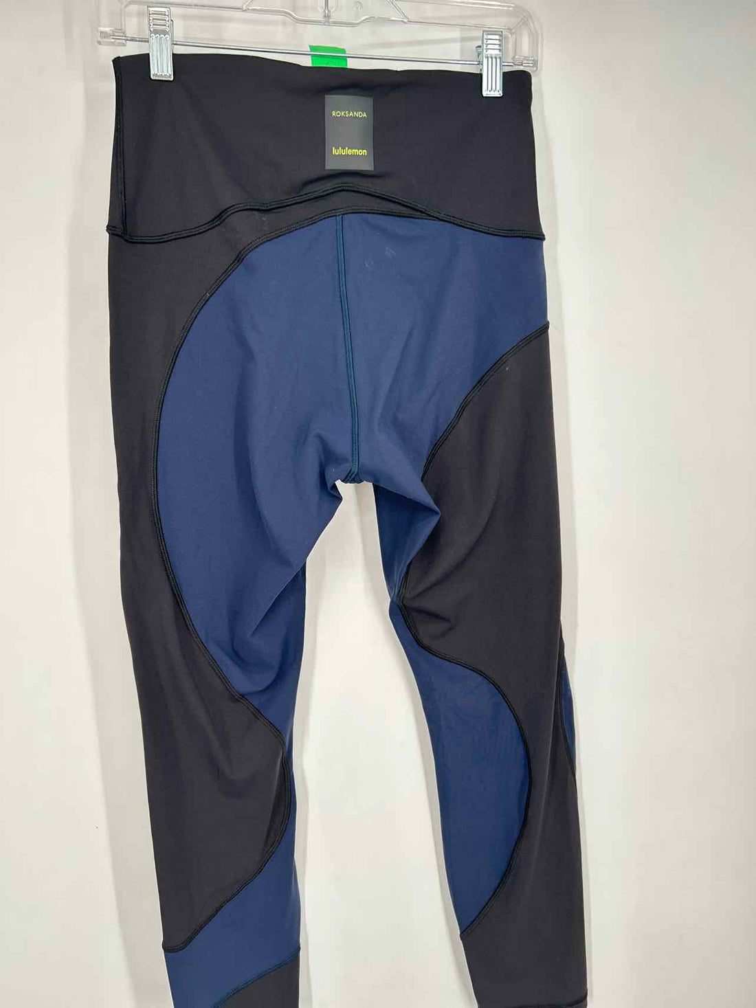 Lululemon Size 10 Navy & Black Active Leggings