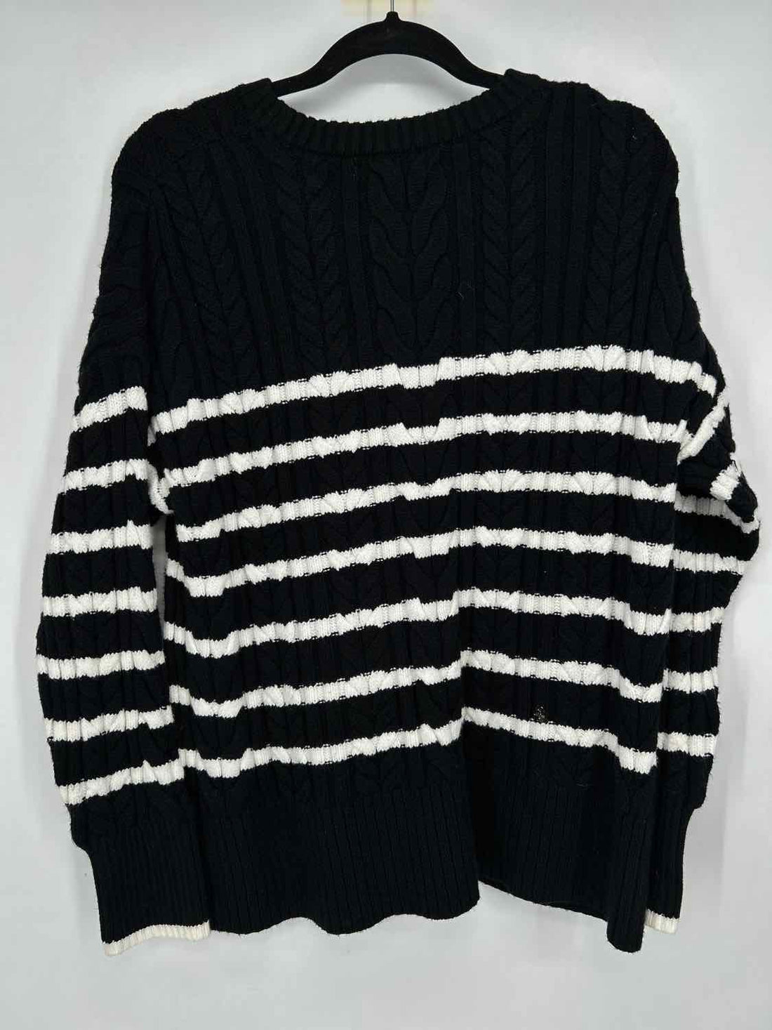 Philosophy Size L Black & White Striped Sweater