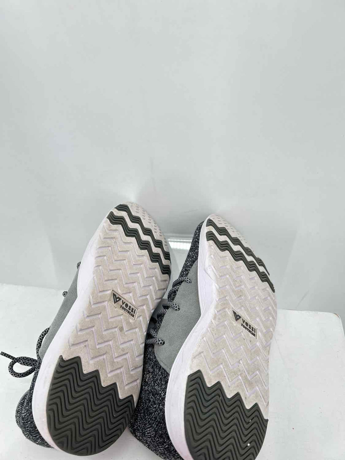 Vessi Women Size 10 Heathered Gray Sneakers