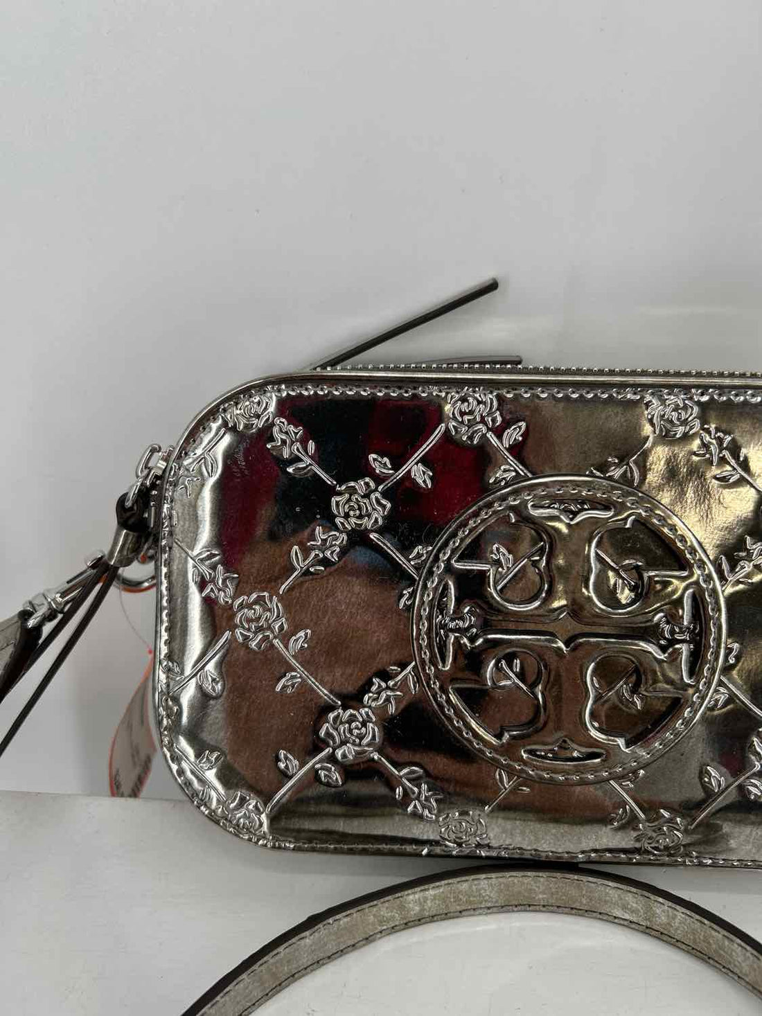 Tory Burch Mini Miller Silver Leather Pre Owned Crossbody